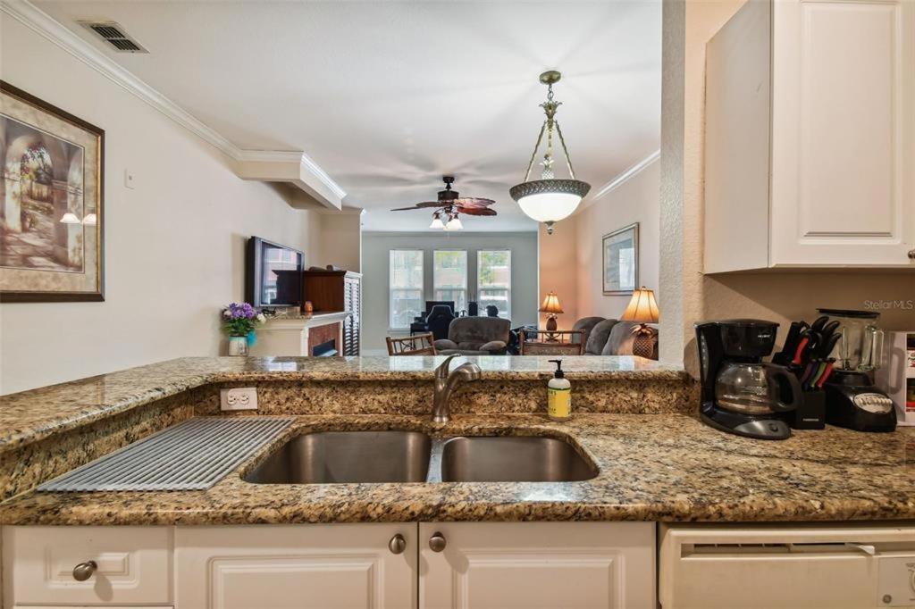 Baywatch Apartment เคลียร์วอเตอร์ ภายนอก รูปภาพ