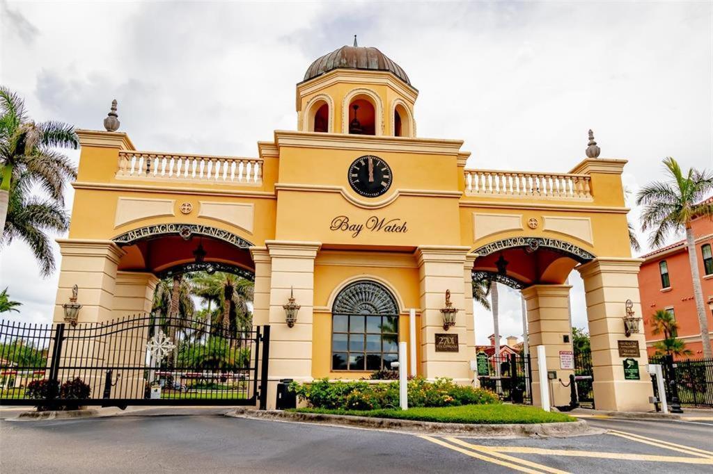 Baywatch Apartment เคลียร์วอเตอร์ ภายนอก รูปภาพ